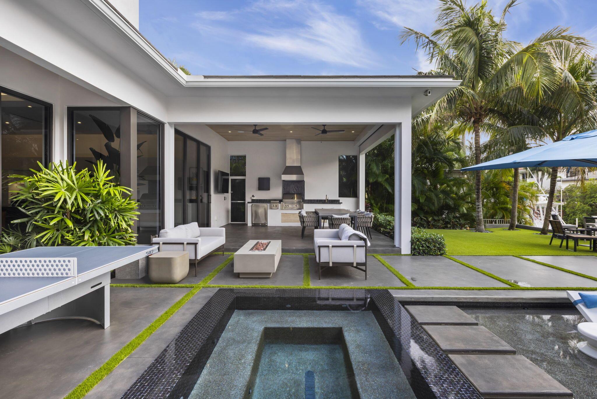 INTRACOASTAL PARK - Residential