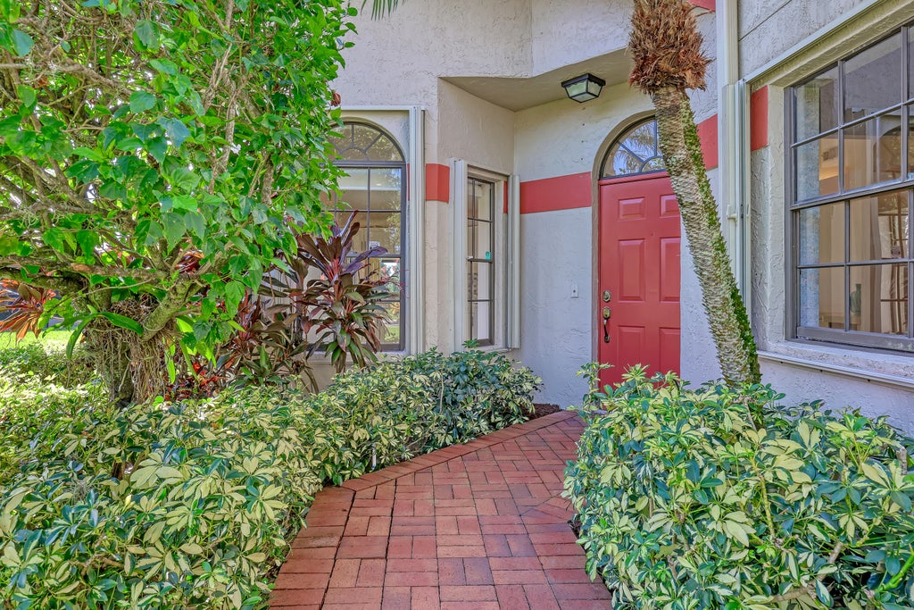 Photo of 7744 Lexington Club Boulevard, Delray Beach, FL 33446 (MLS # B26077218)