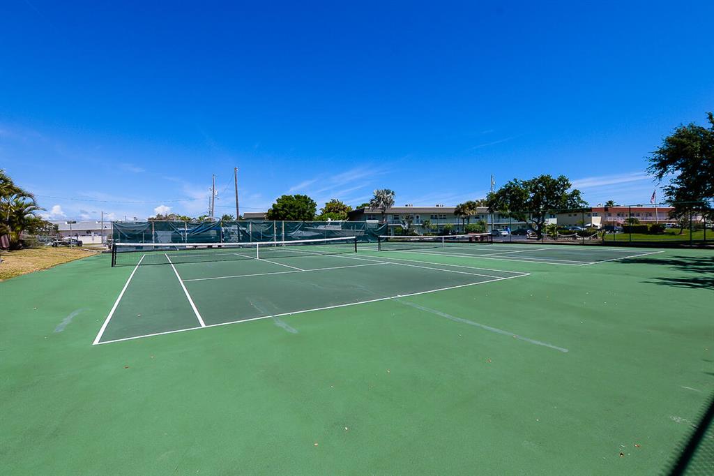 Colonnades - Residential