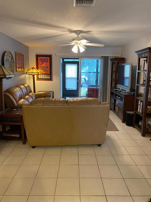 Colonnades - Residential