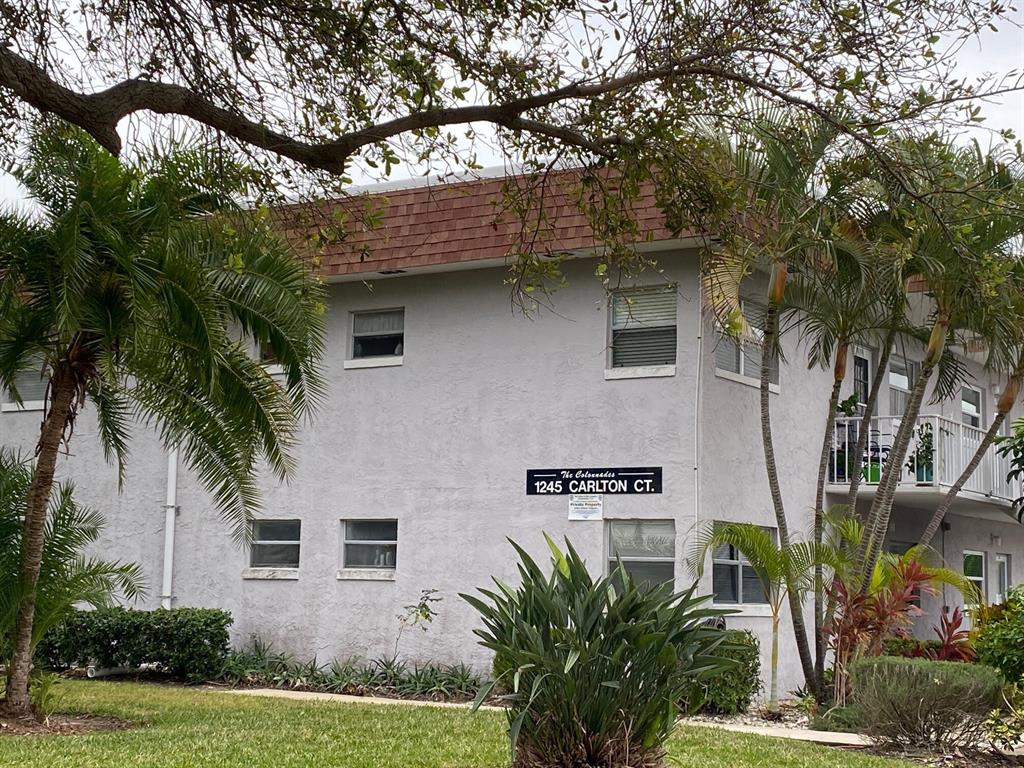 Colonnades - Residential