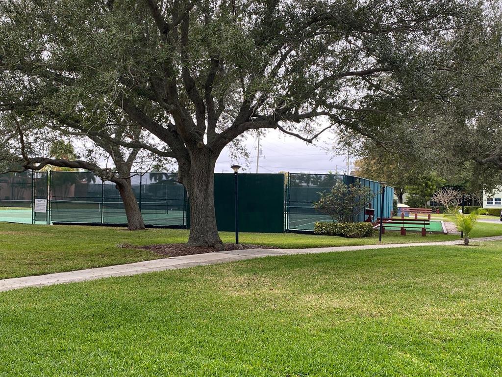 Colonnades - Residential