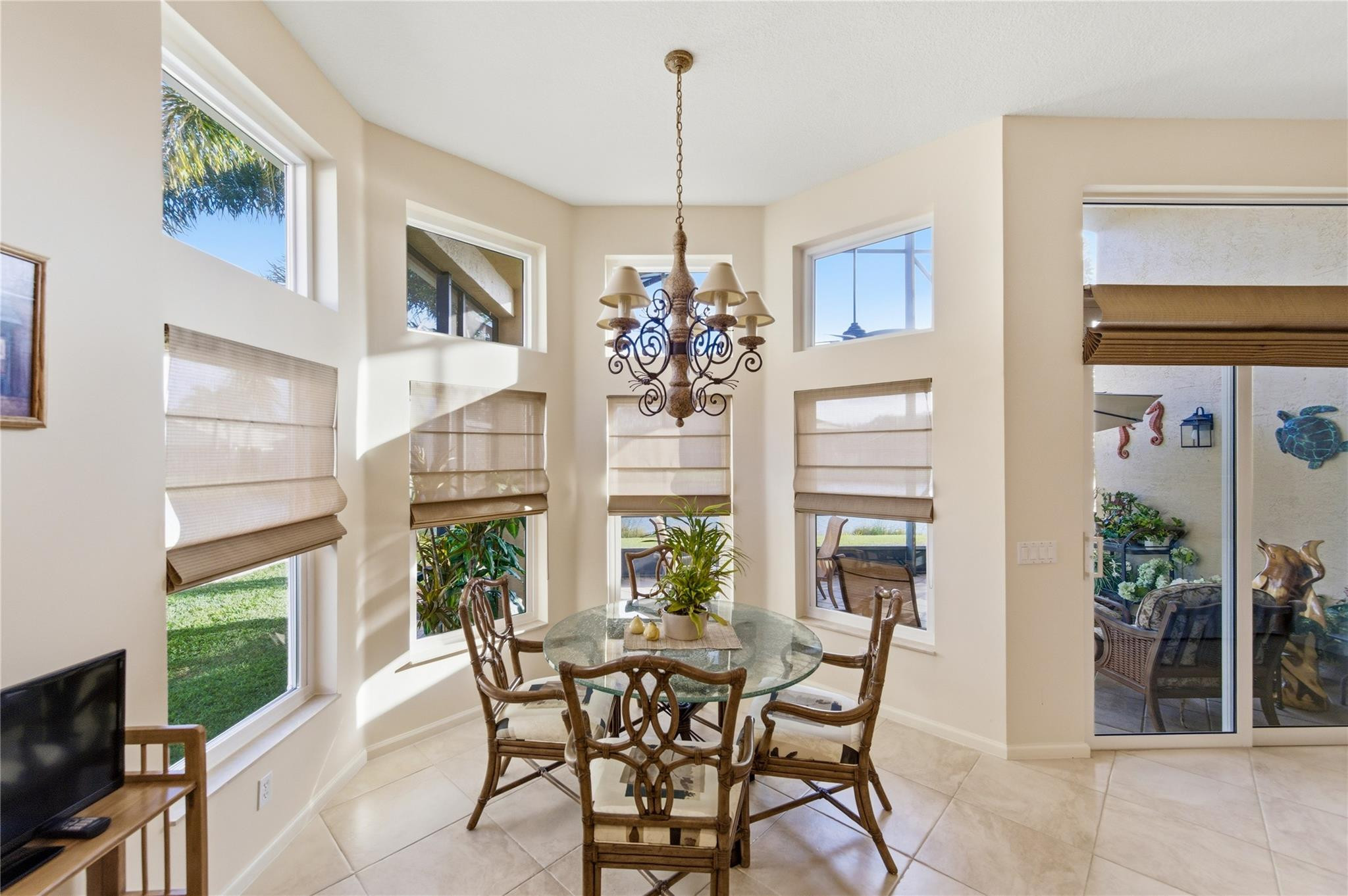 Valencia Palms Place 06 - Residential