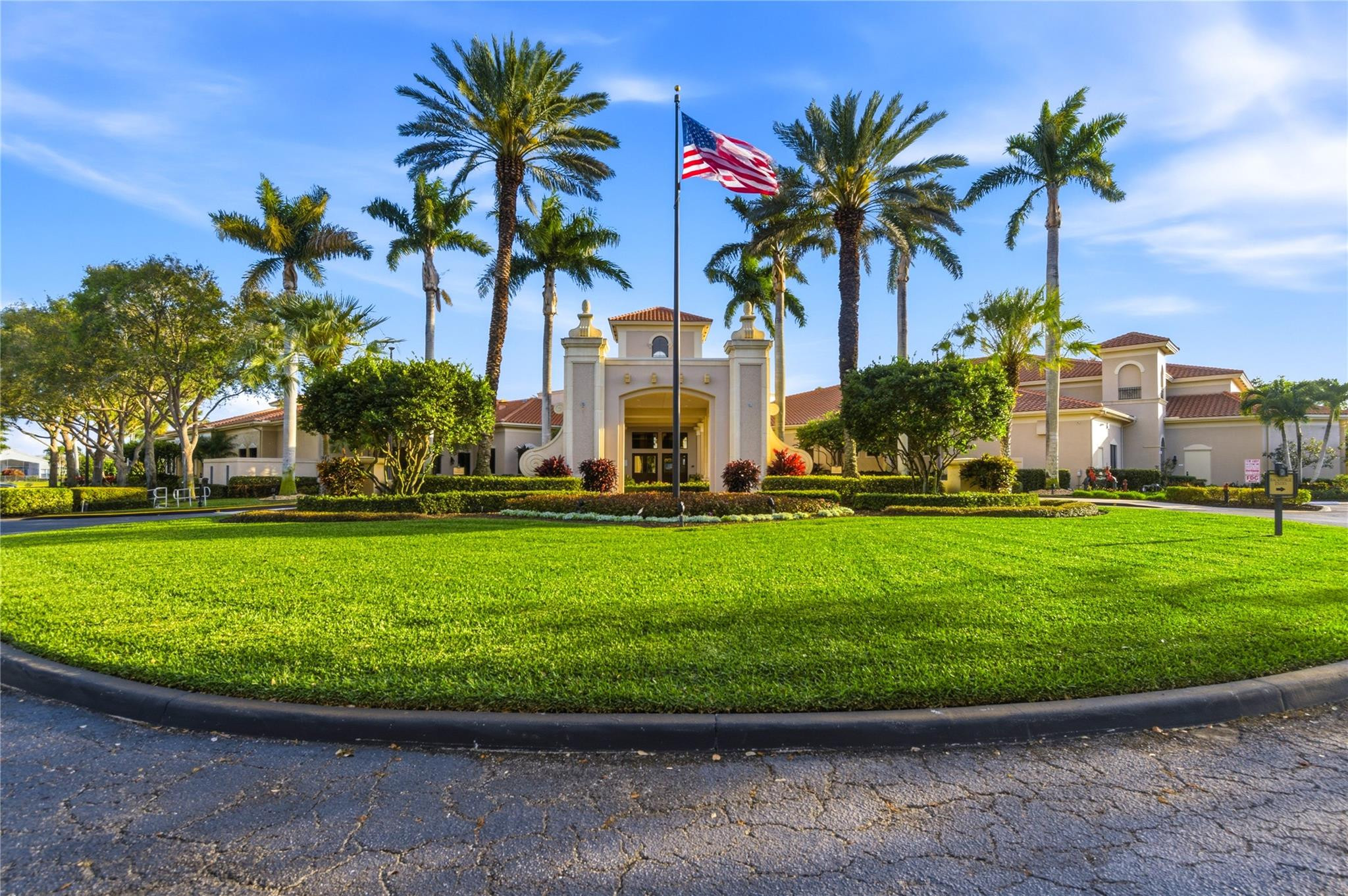 Valencia Palms Place 06 - Residential