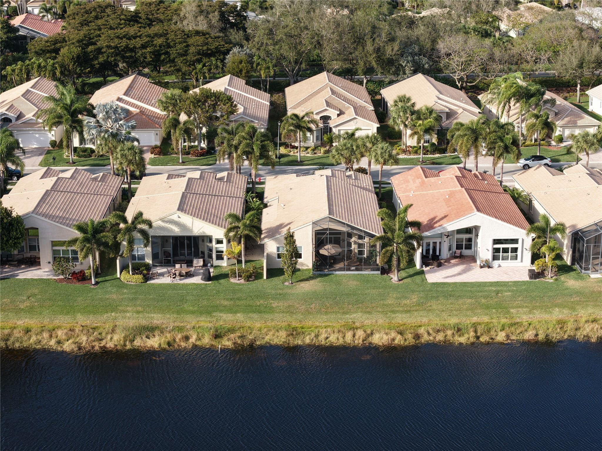 Valencia Palms Place 06 - Residential