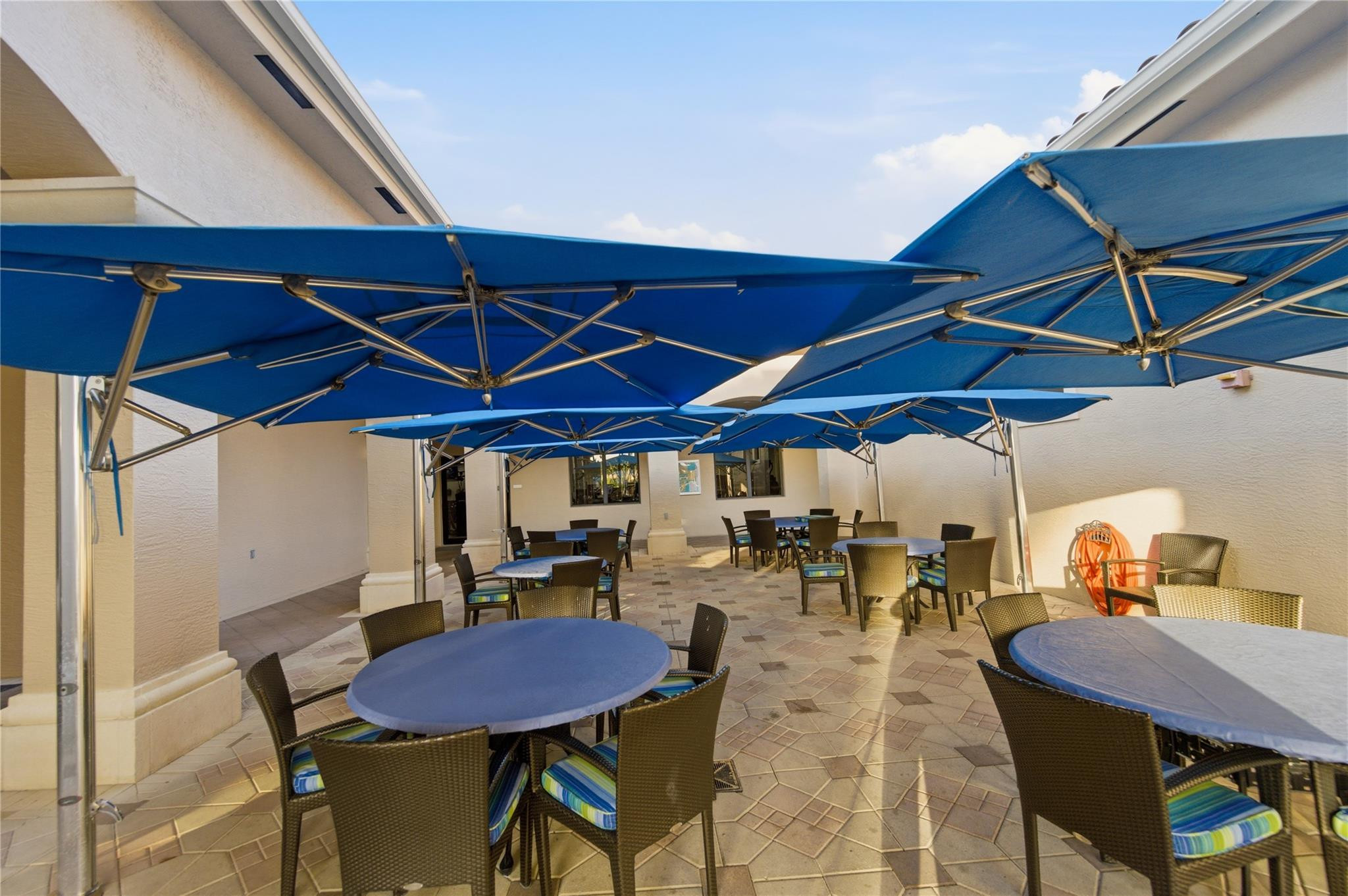 Valencia Palms Place 06 - Residential