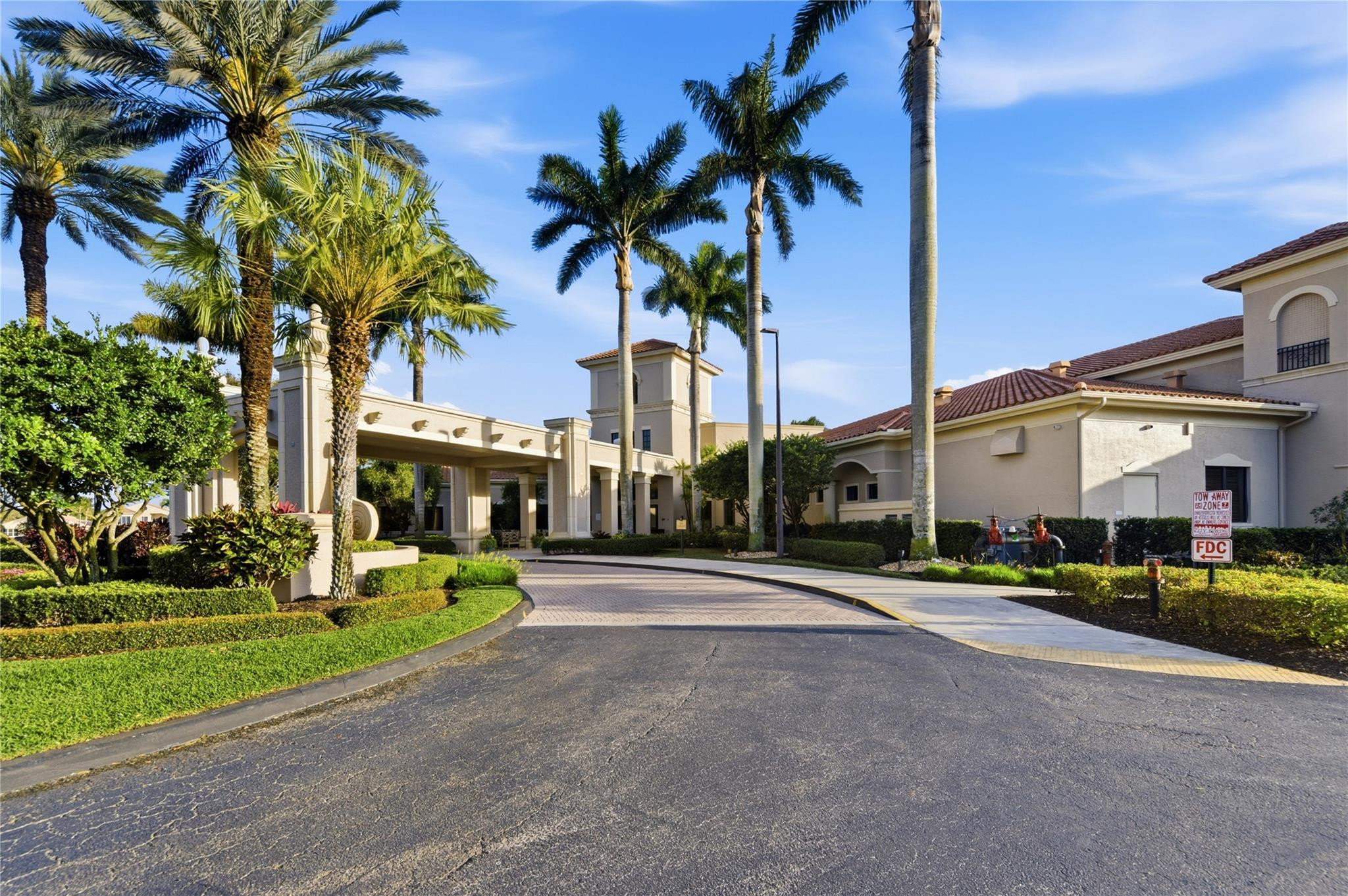 Valencia Palms Place 06 - Residential