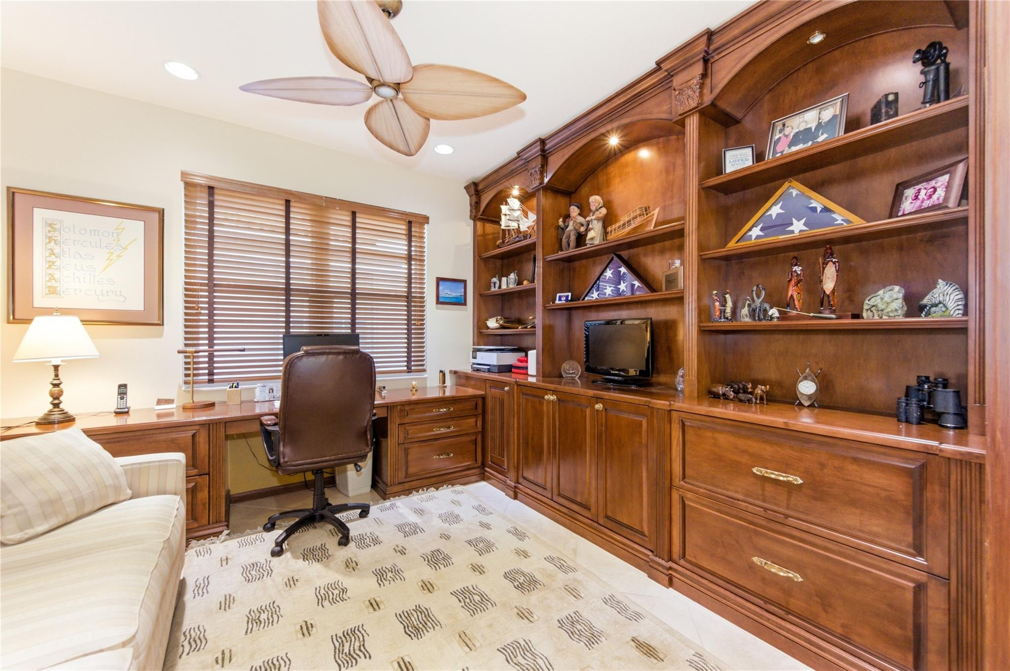 Valencia Palms Place 06 - Residential