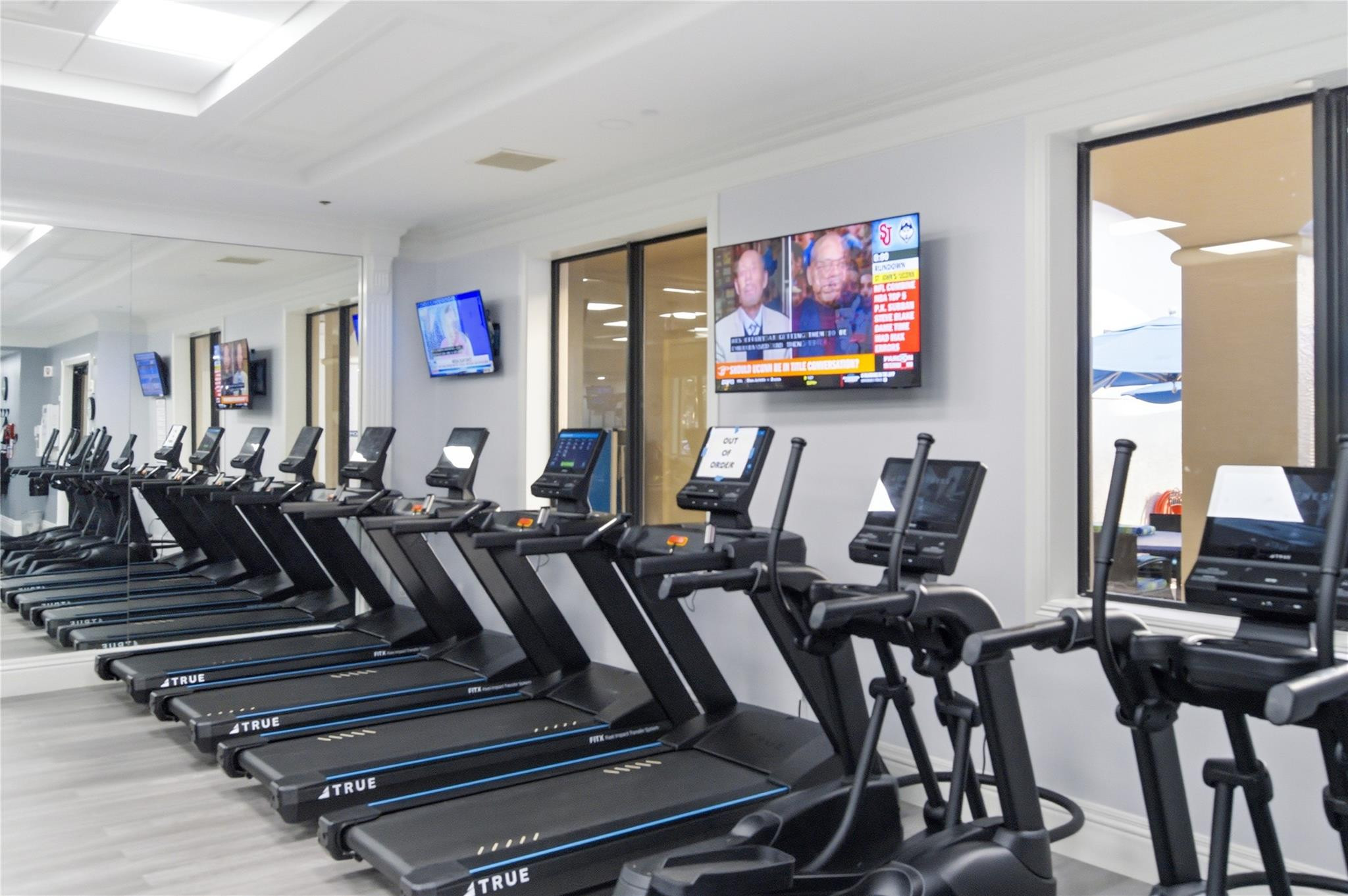 Valencia Palms Place 06 - Residential