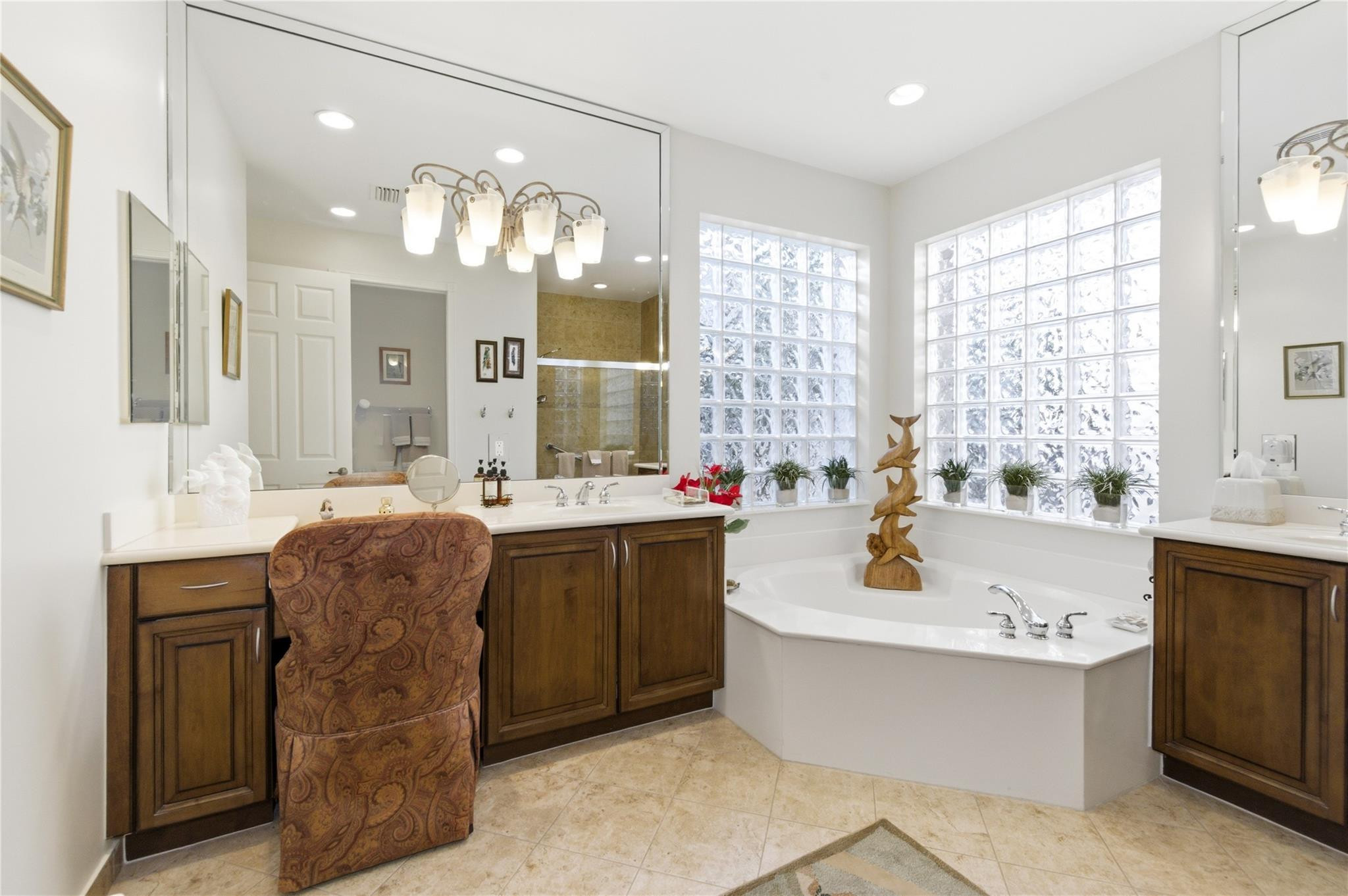 Valencia Palms Place 06 - Residential