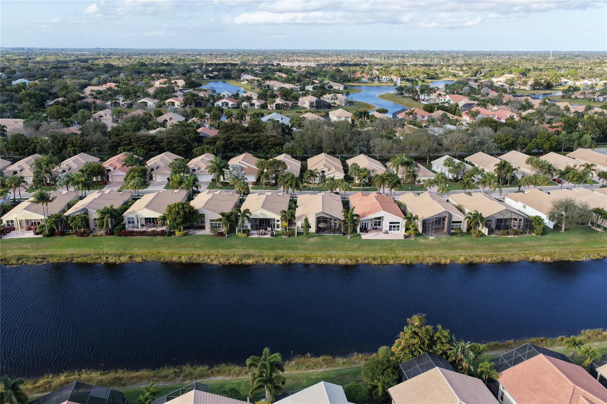 Valencia Palms Place 06 - Residential