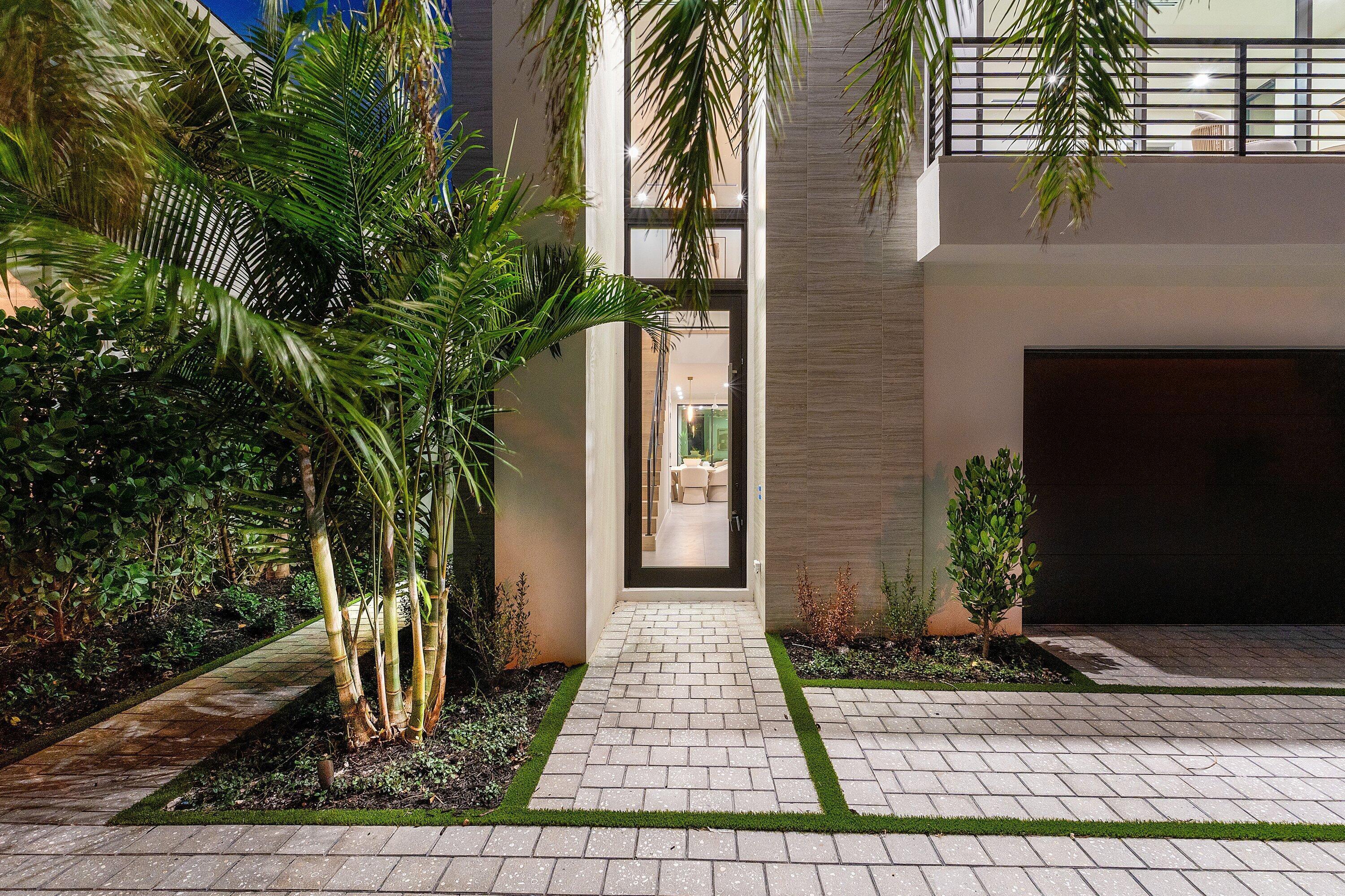 La Hacienda Delray - Residential