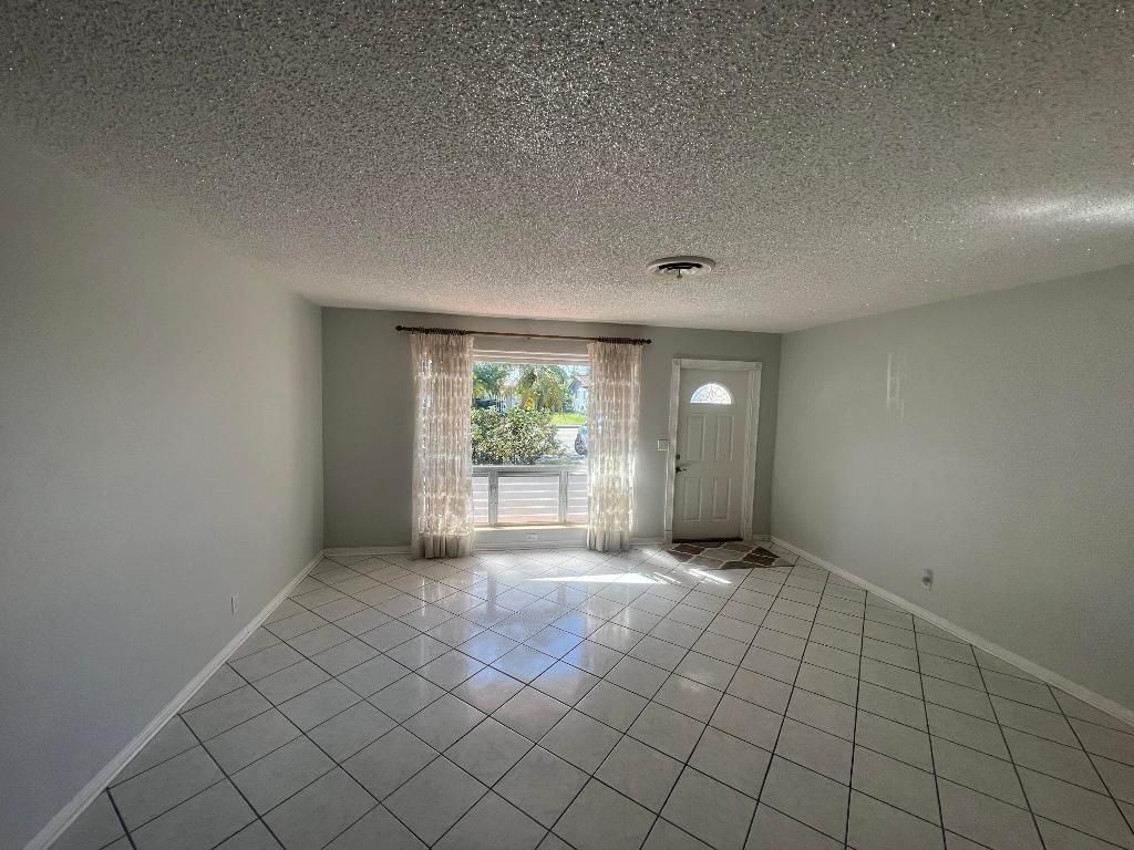 Photo of 4007 Johnson Street, Hollywood, FL 33021 (MLS # R11158452)