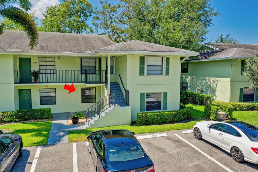 Photo of 2101 Sabal Ridge Court #D, Palm Beach Gardens, FL 33418 (MLS # R10891389)