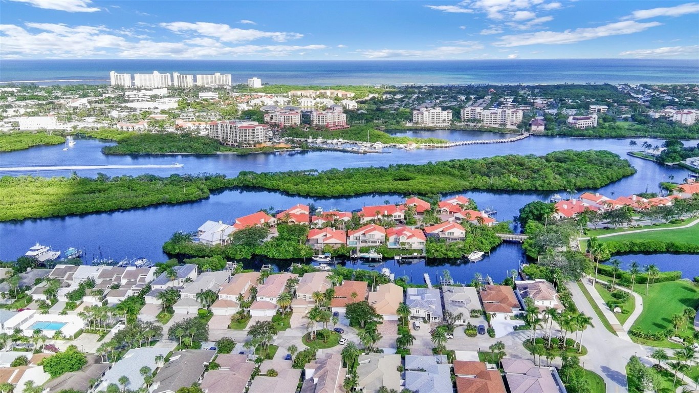 Baytowne Jonathans Landin - Residential Lease