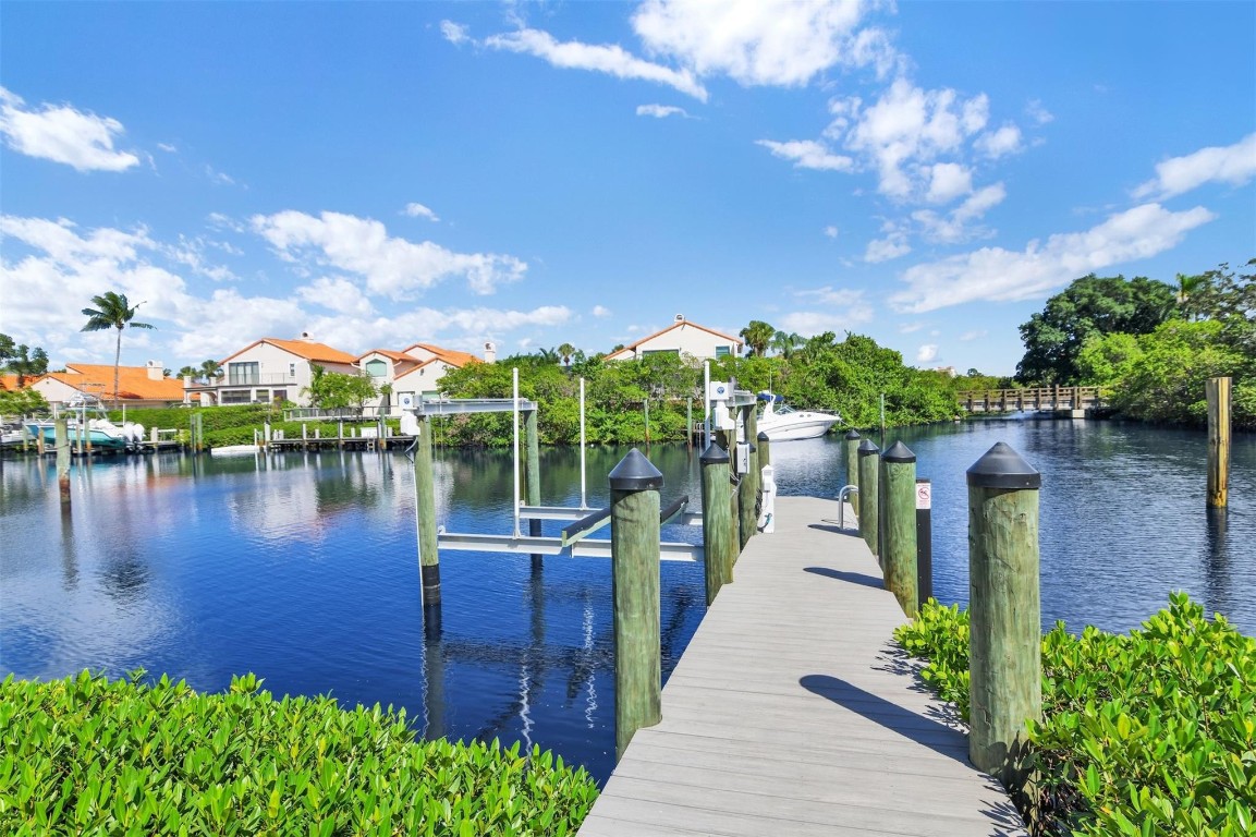 Baytowne Jonathans Landin - Residential Lease