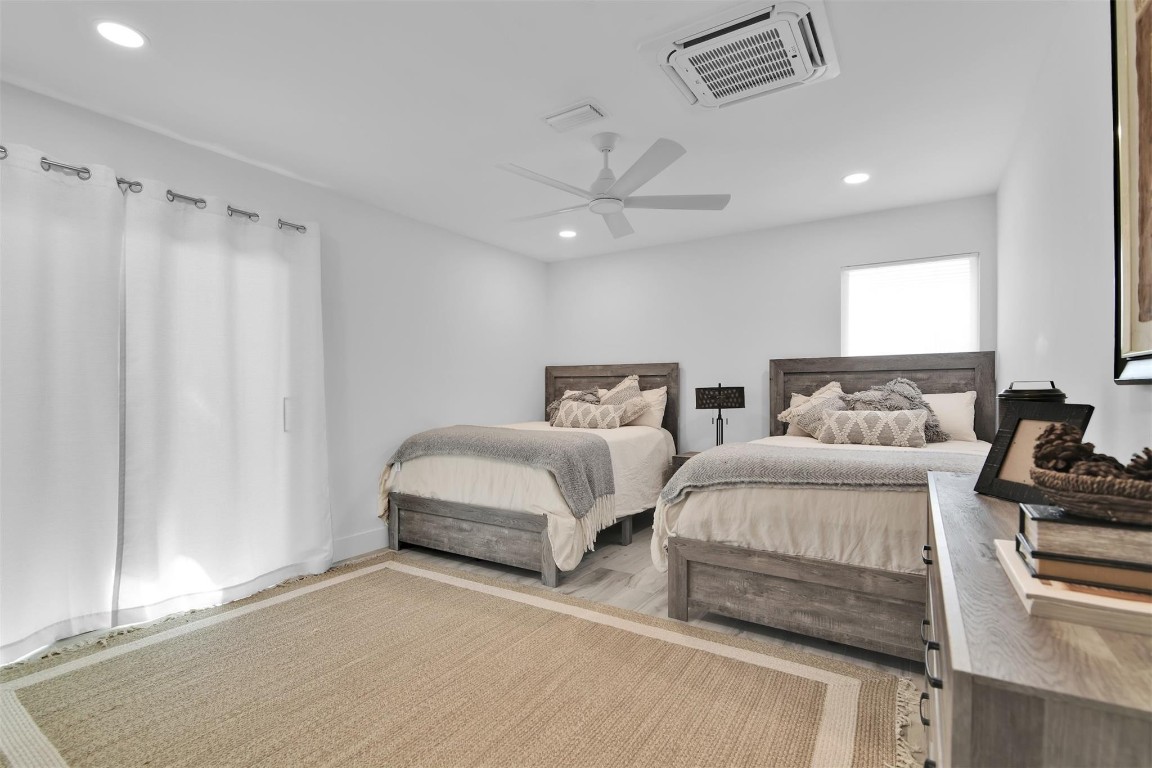 Baytowne Jonathans Landin - Residential Lease