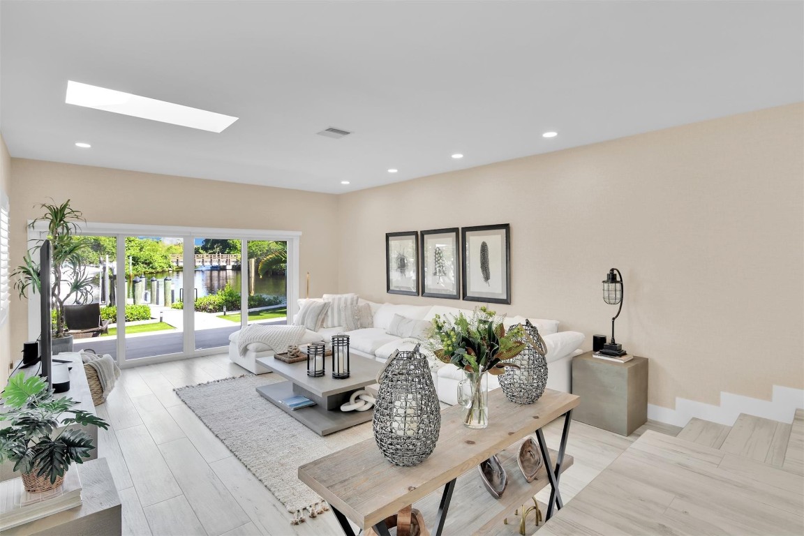 Baytowne Jonathans Landin - Residential Lease