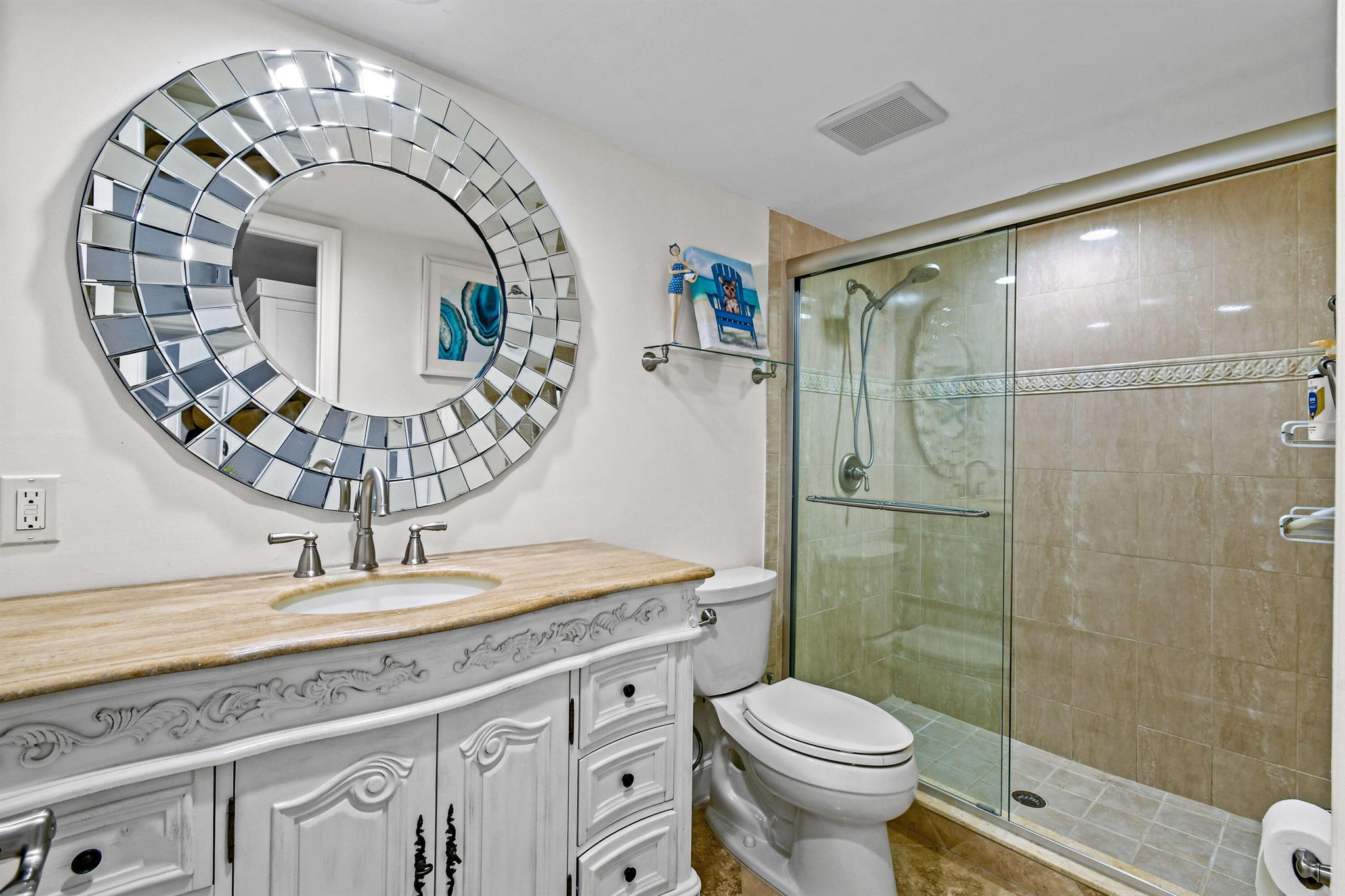 BARCLAY CONDO - Residential Lease