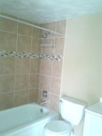 VILLAGE GREEN KENSINGTON - Residential