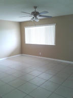 VILLAGE GREEN KENSINGTON - Residential