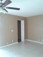 VILLAGE GREEN KENSINGTON - Residential