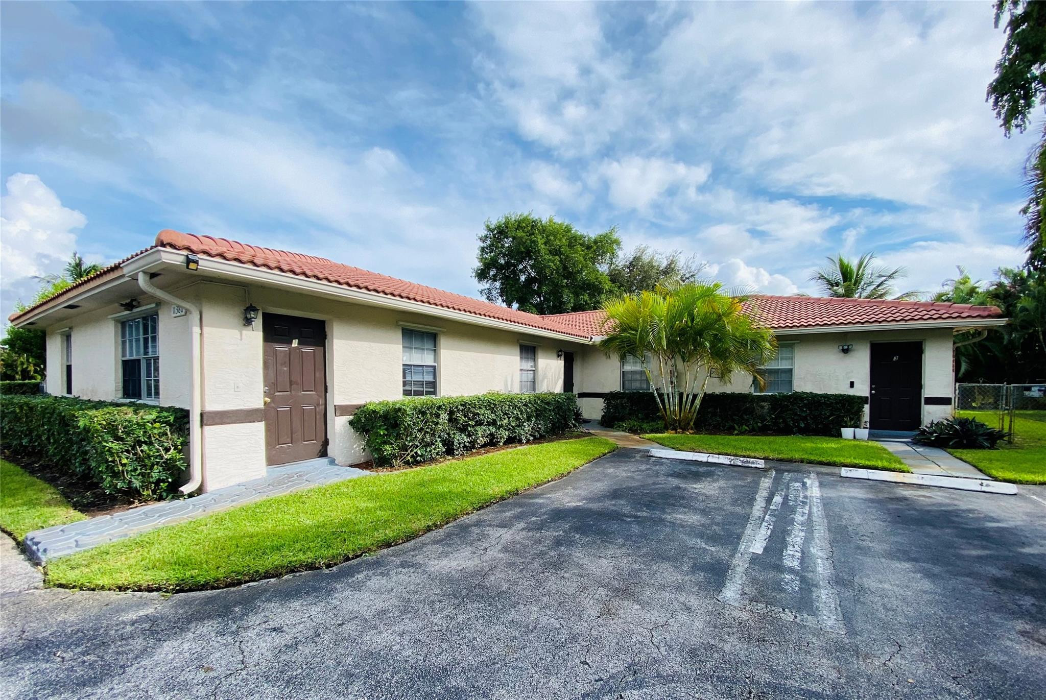 Castlewood 71-37 B - Residential Lease