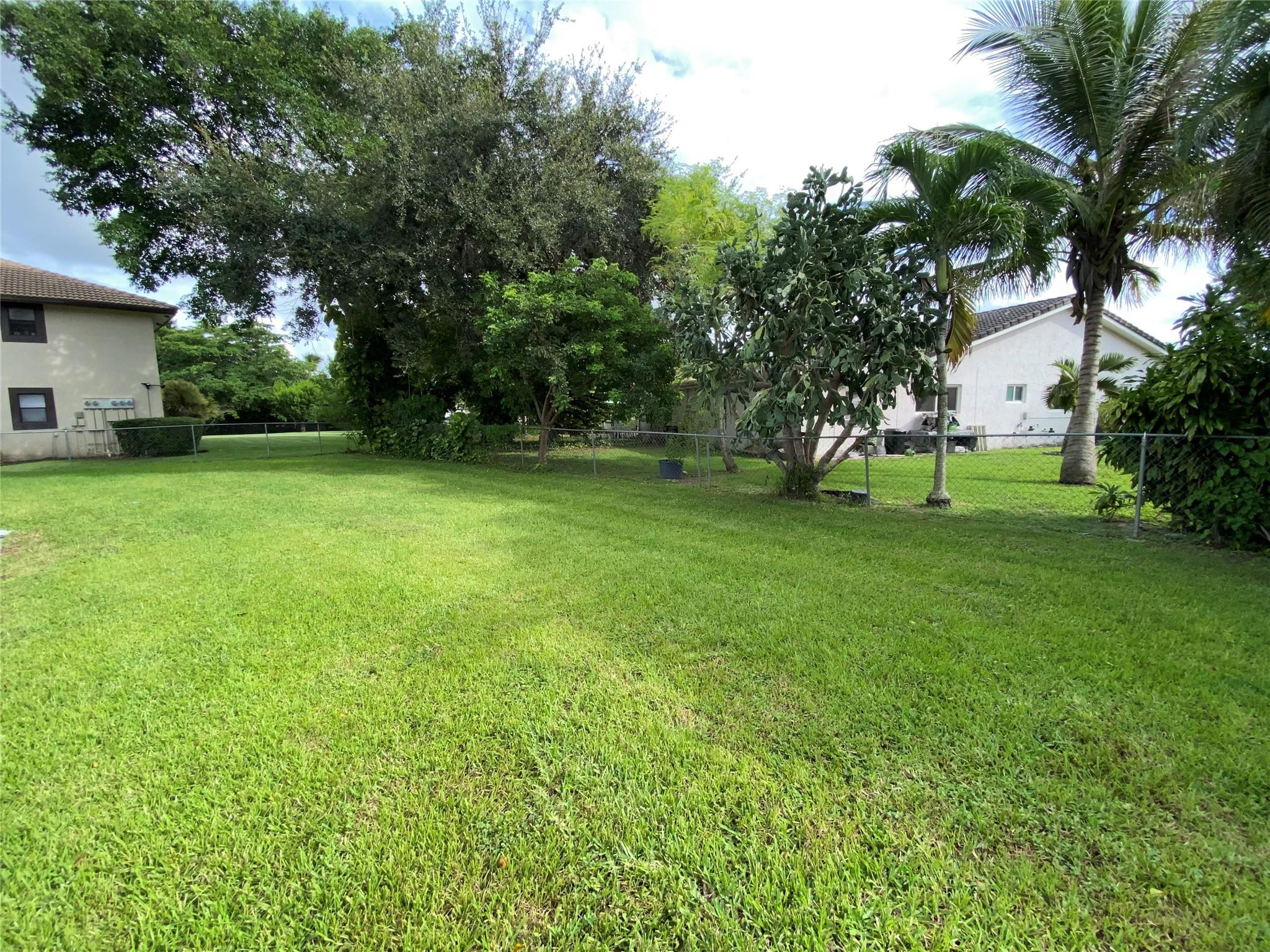 Castlewood 71-37 B - Residential Lease