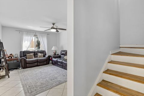 Tiny photo for 807 NW 91st Terrace NW #807, Plantation, FL 33324 (MLS # B26006929)