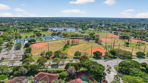 Tiny photo for 807 NW 91st Terrace NW #807, Plantation, FL 33324 (MLS # B26006929)