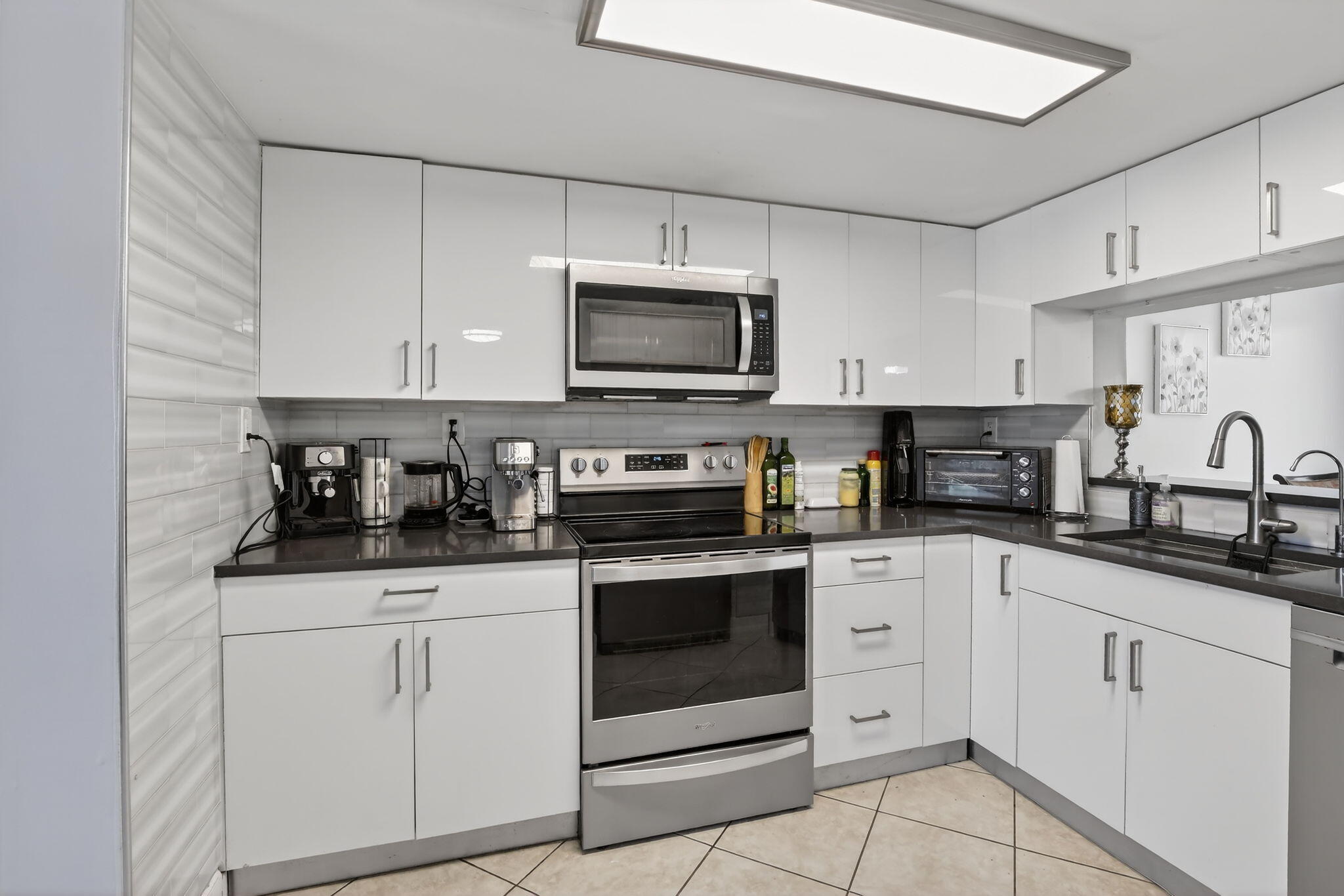 COLONNADES CONDO - Residential