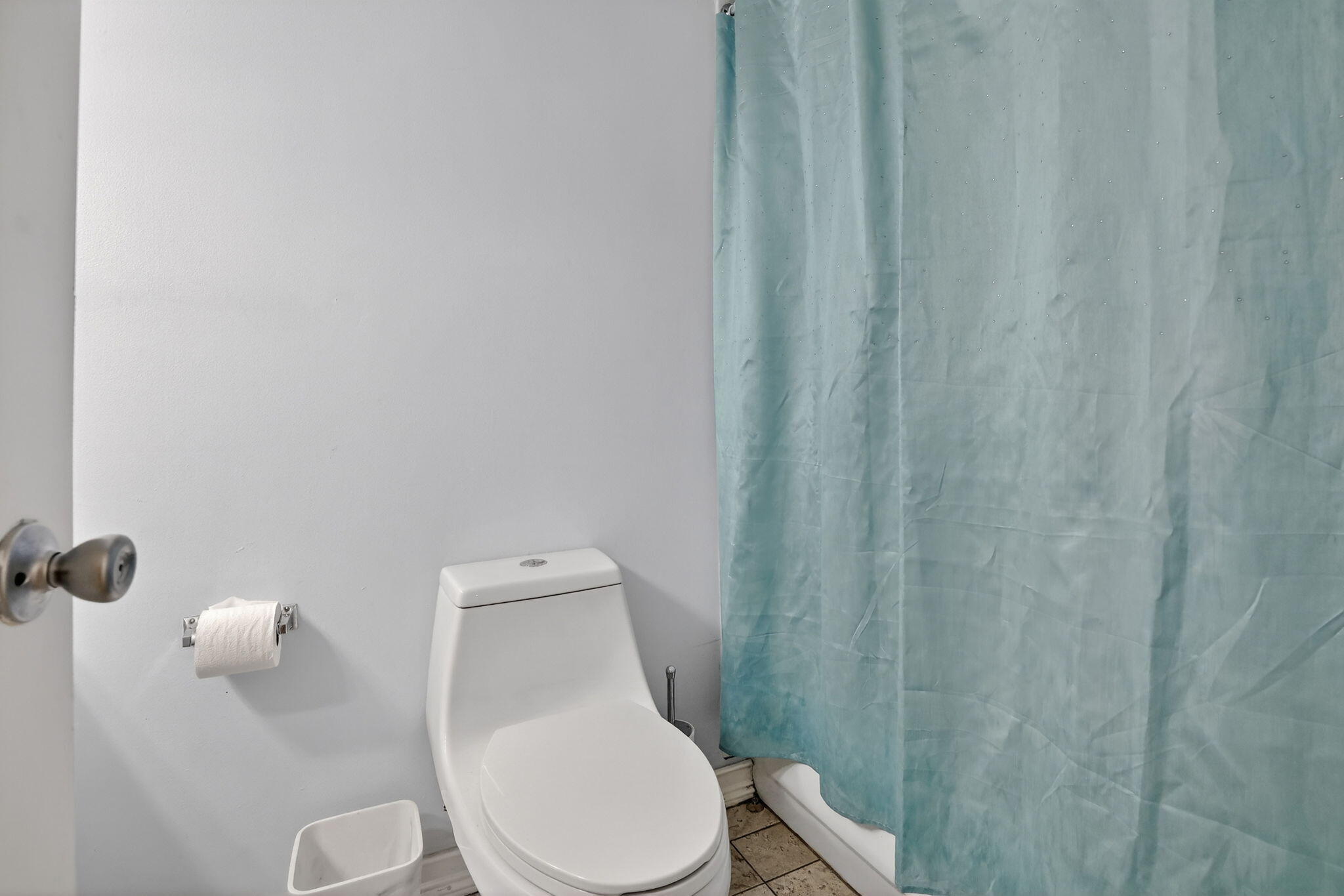 COLONNADES CONDO - Residential