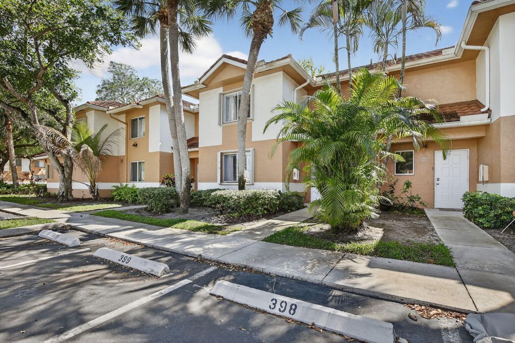Photo of 807 NW 91st Terrace NW #807, Plantation, FL 33324 (MLS # B26006929)
