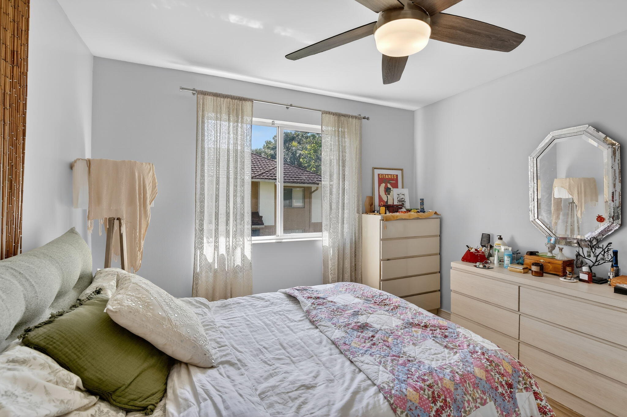 COLONNADES CONDO - Residential