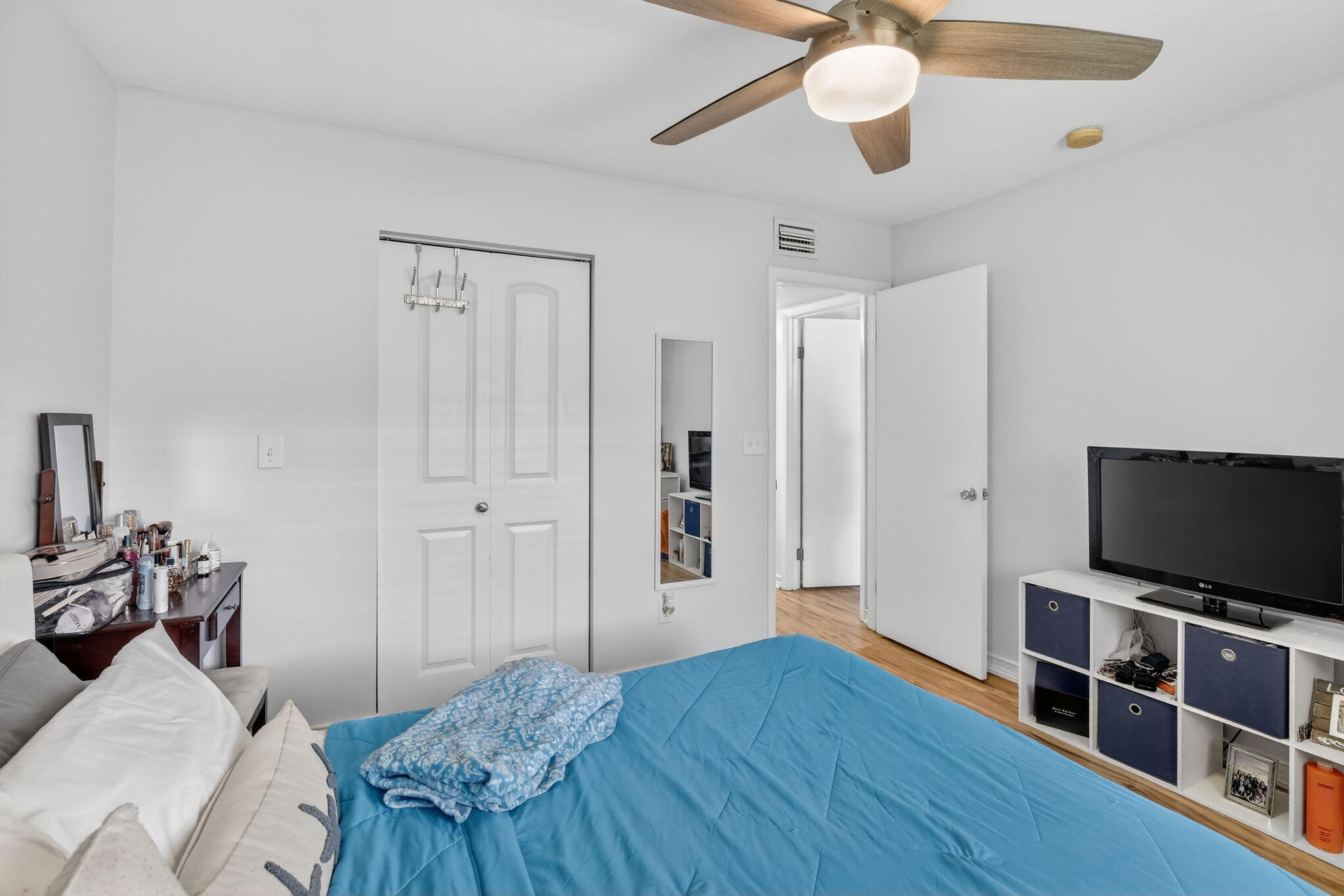 COLONNADES CONDO - Residential