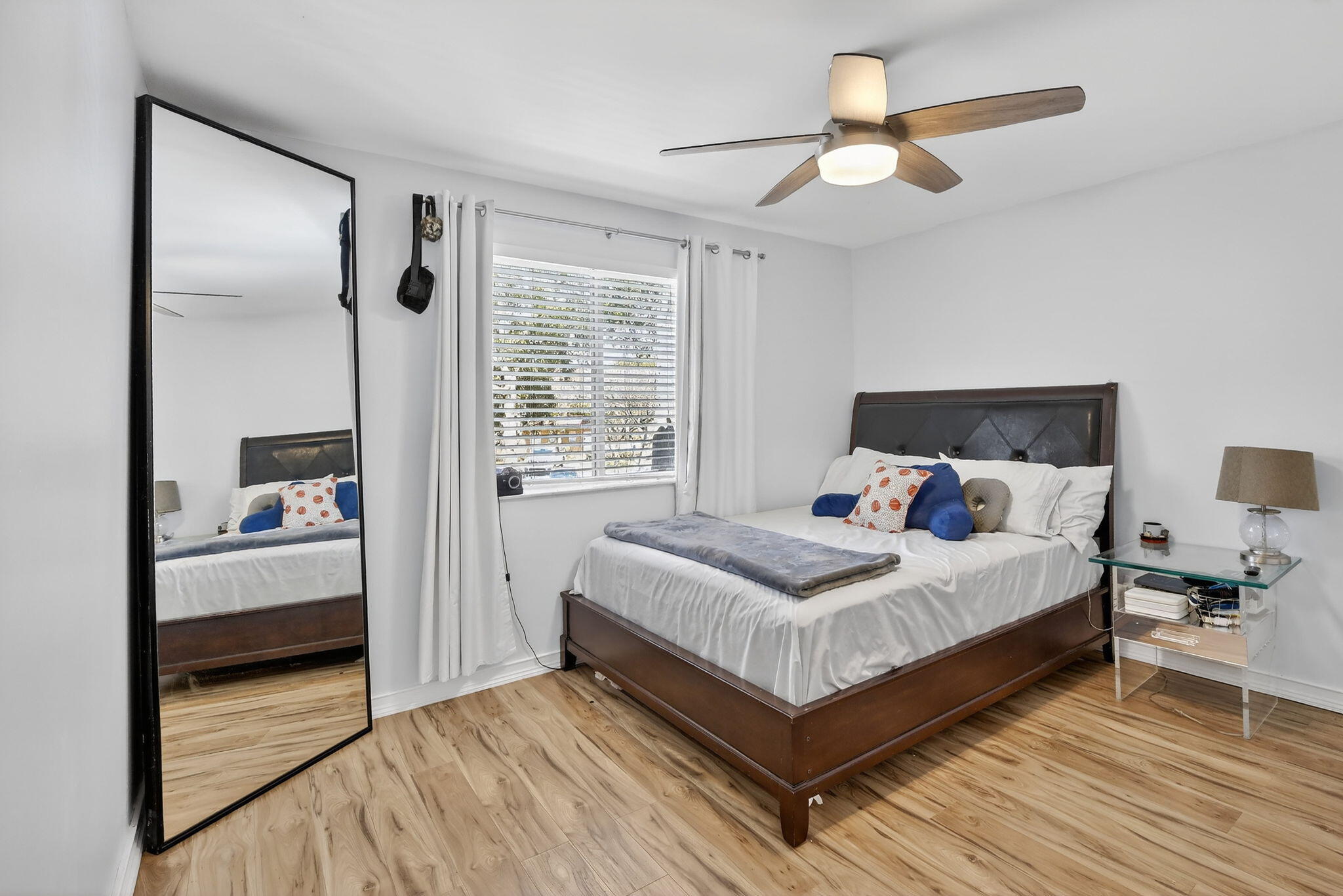 COLONNADES CONDO - Residential