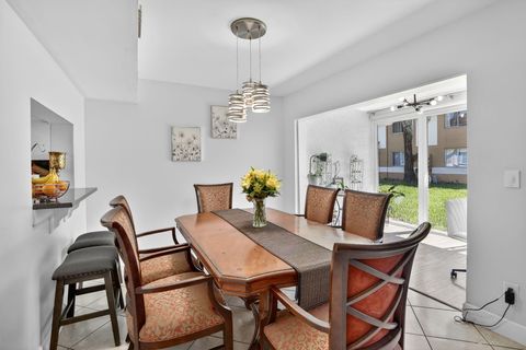 Tiny photo for 807 NW 91st Terrace NW #807, Plantation, FL 33324 (MLS # B26006929)