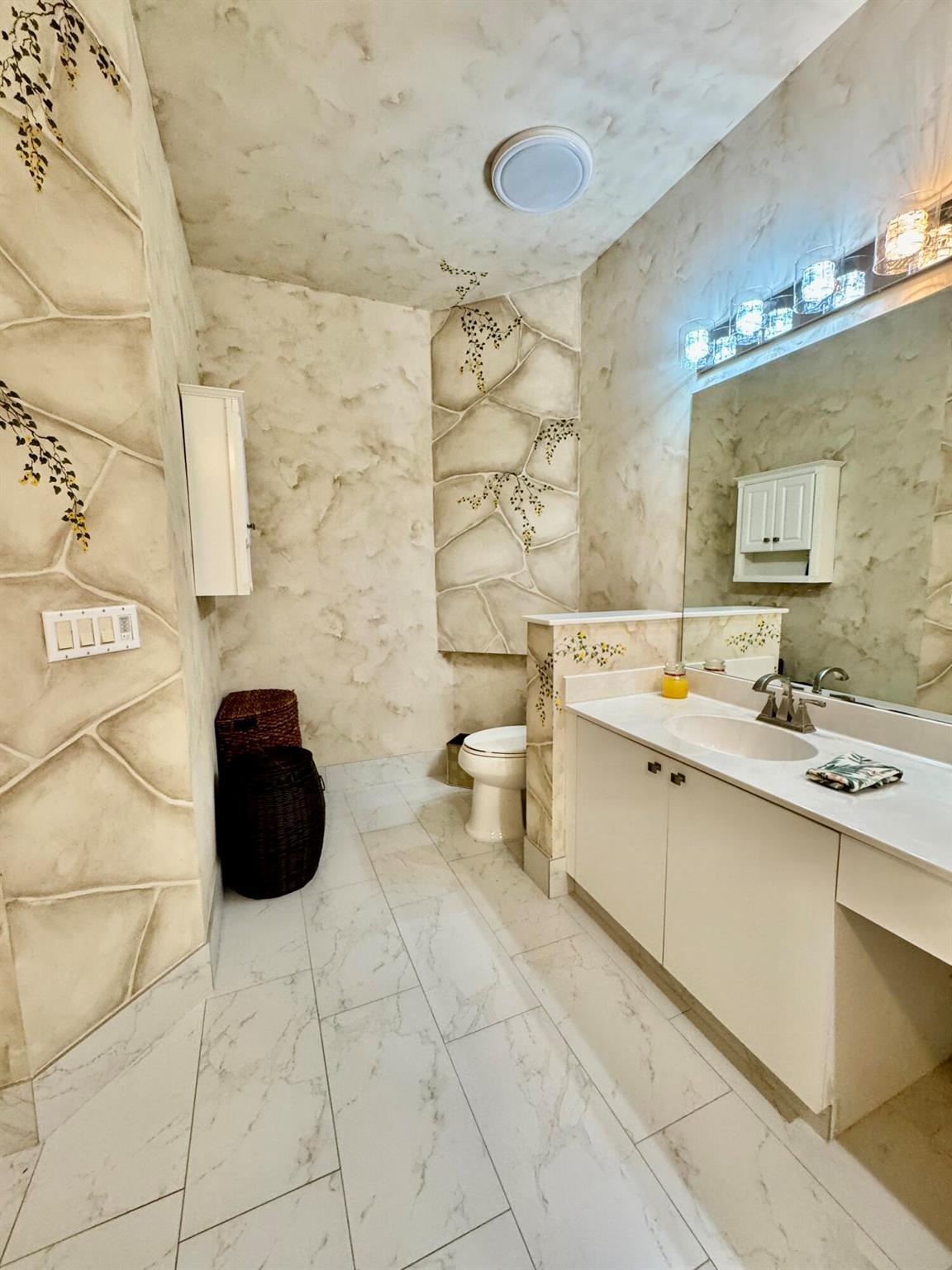 CANTERBURY AT ABERDEEN CO - Residential Lease