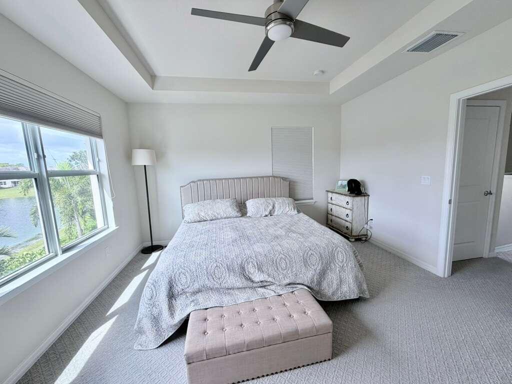 HILLCREST COUNTRY CLUB SOUTH - Residential