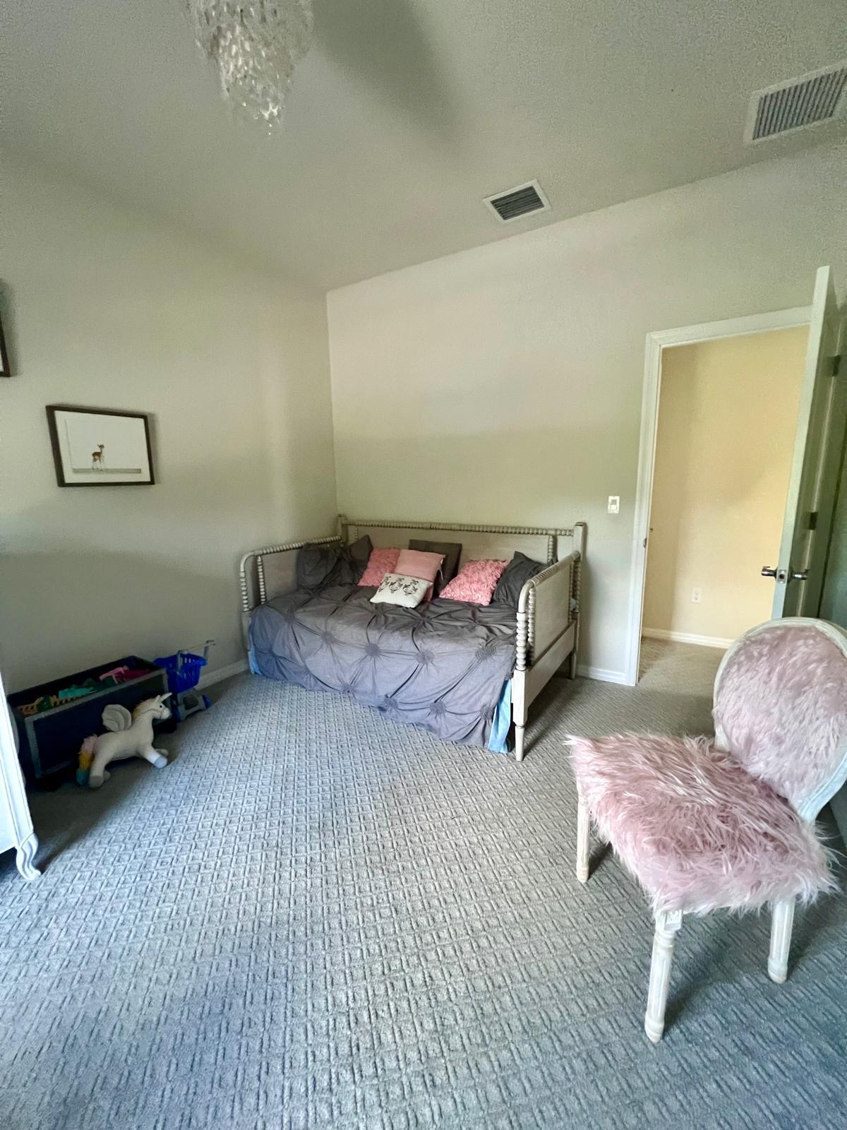 HILLCREST COUNTRY CLUB SOUTH - Residential