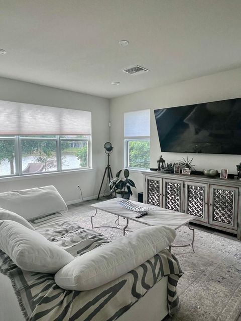 Tiny photo for 4924 Greenway Drive, Hollywood, FL 33021 (MLS # B26010957)