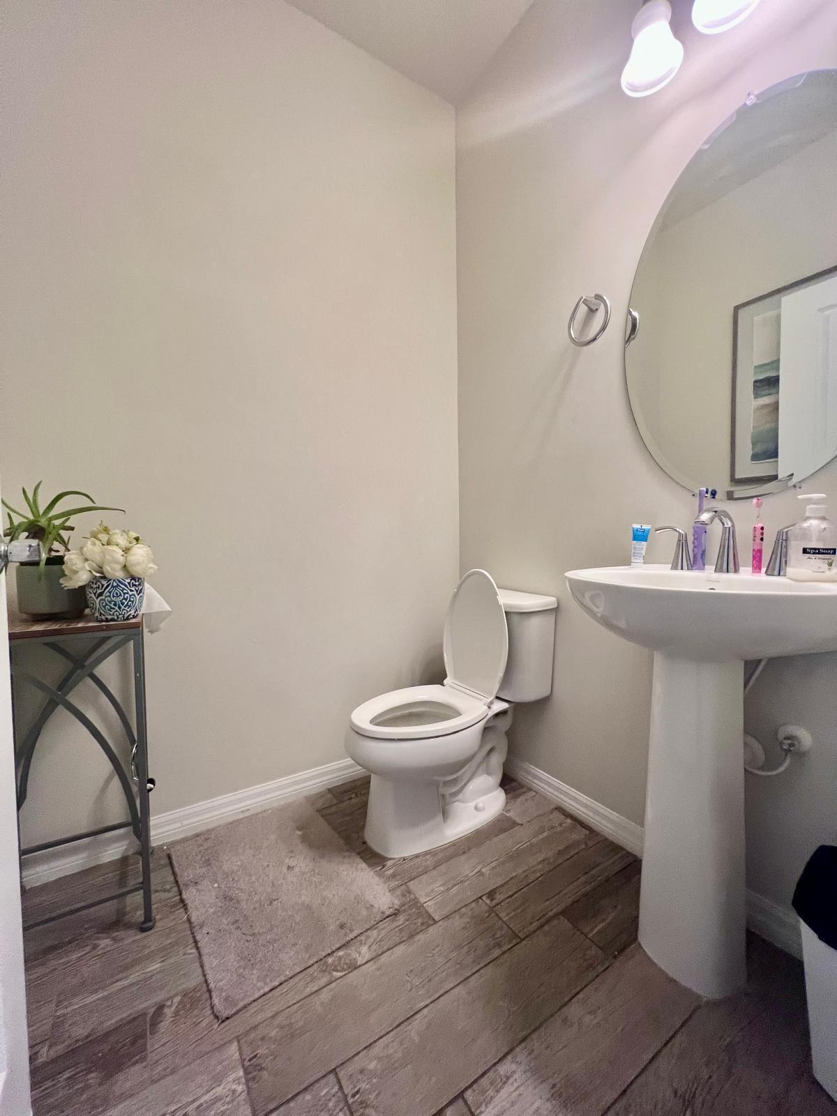 HILLCREST COUNTRY CLUB SOUTH - Residential