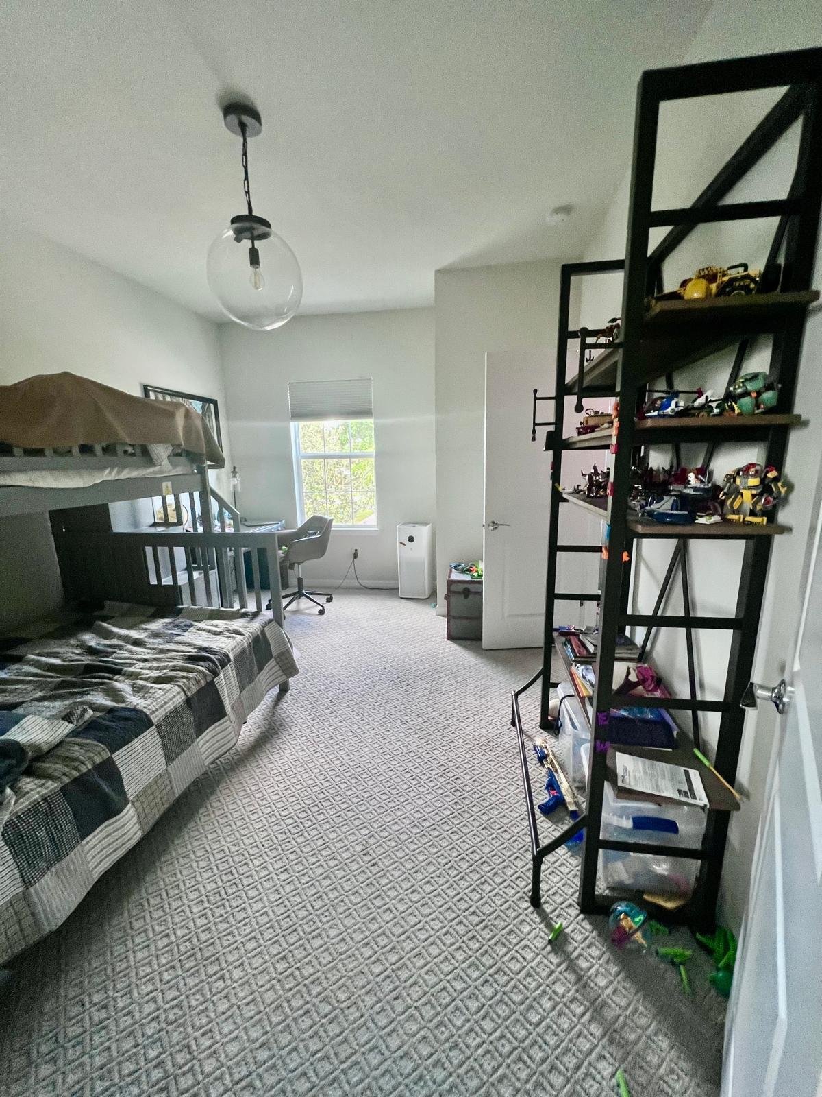 HILLCREST COUNTRY CLUB SOUTH - Residential