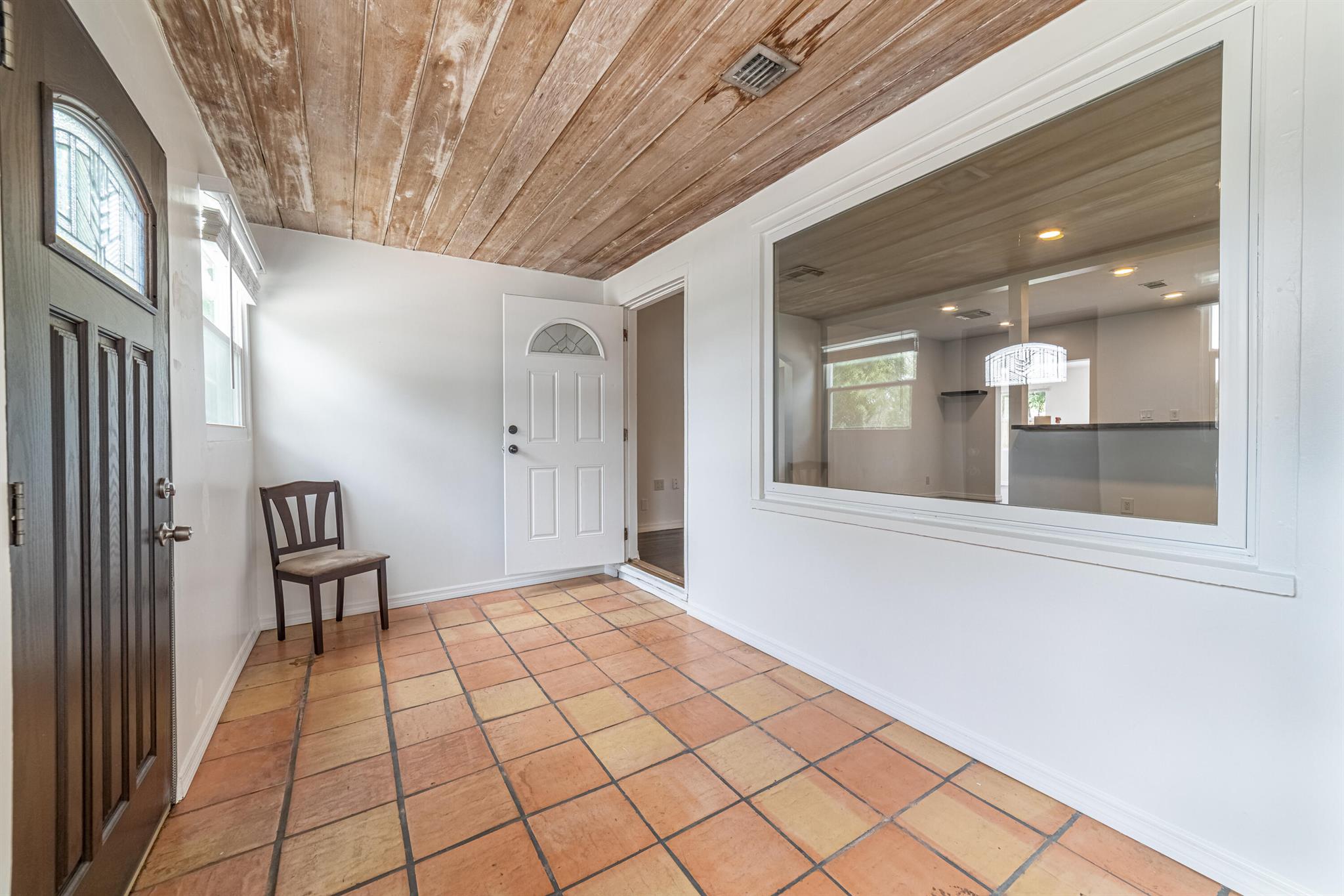 942 Sunset Road