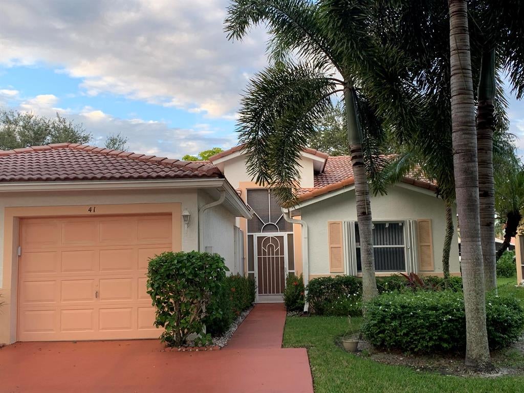 Photo of 41 Sausalito Drive, Boynton Beach, FL 33436 (MLS # R10760992)