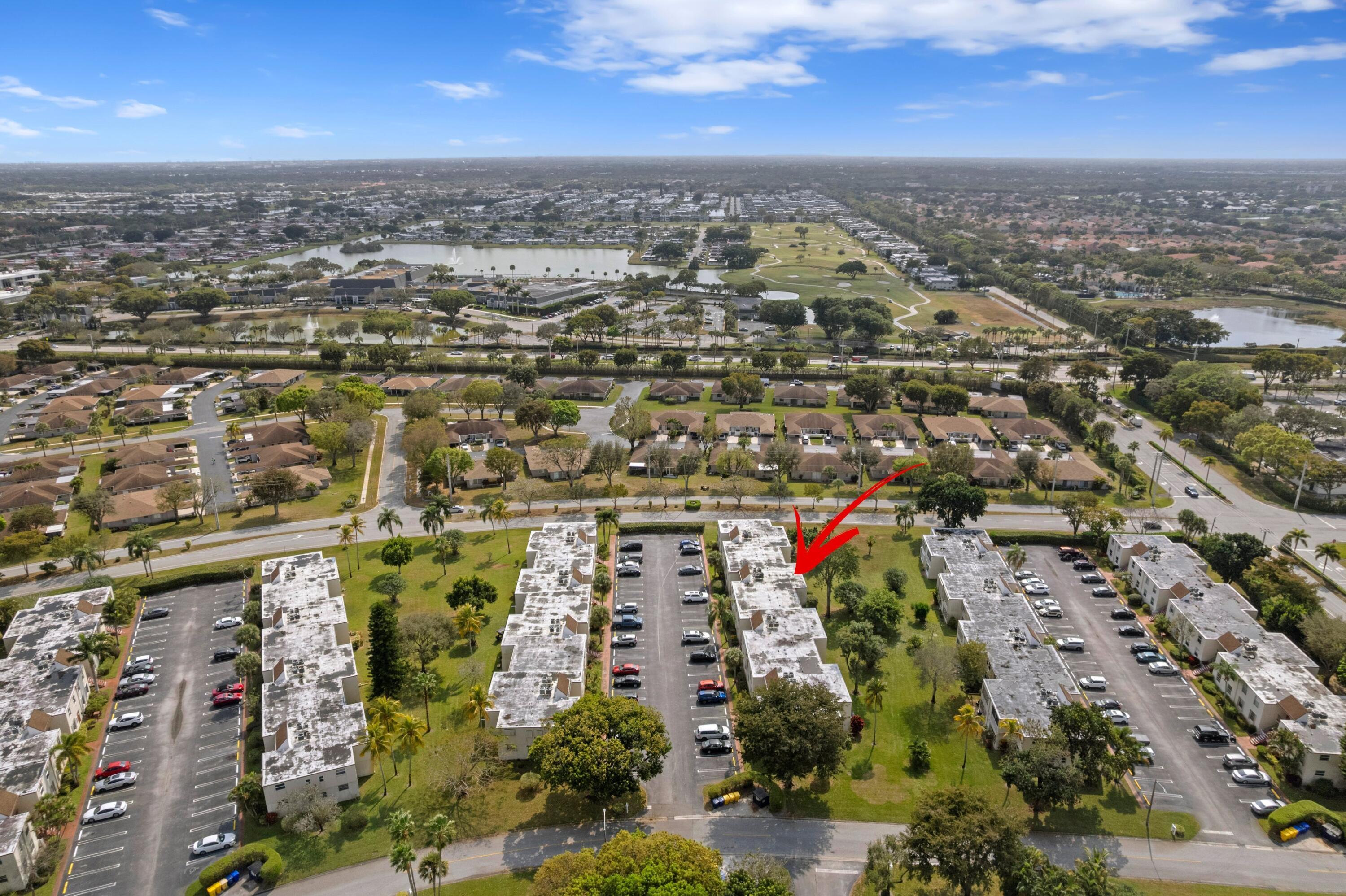 VILLAGES OF ORIOLE ABBEY CONDO - Residential