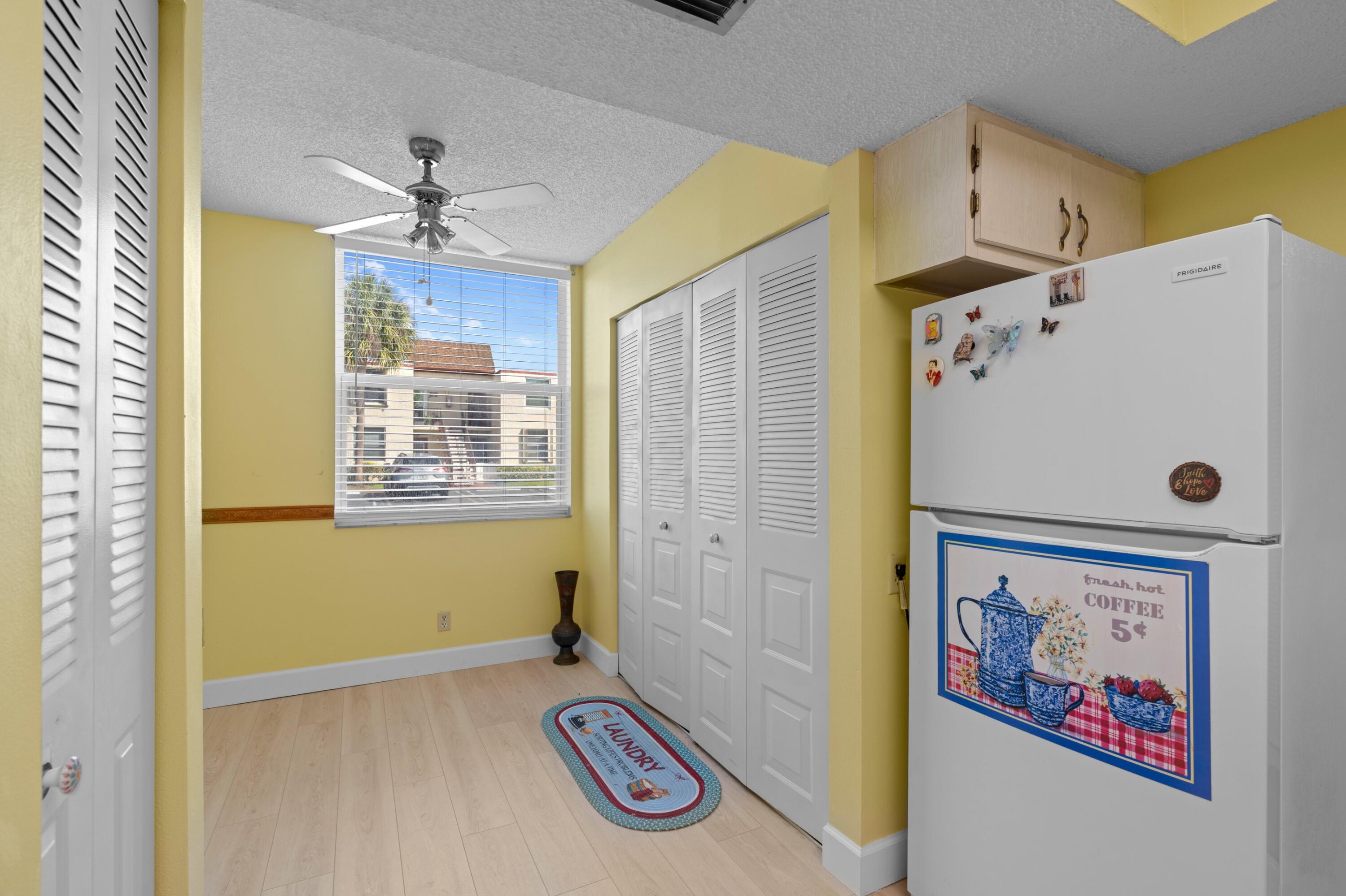 VILLAGES OF ORIOLE ABBEY CONDO - Residential