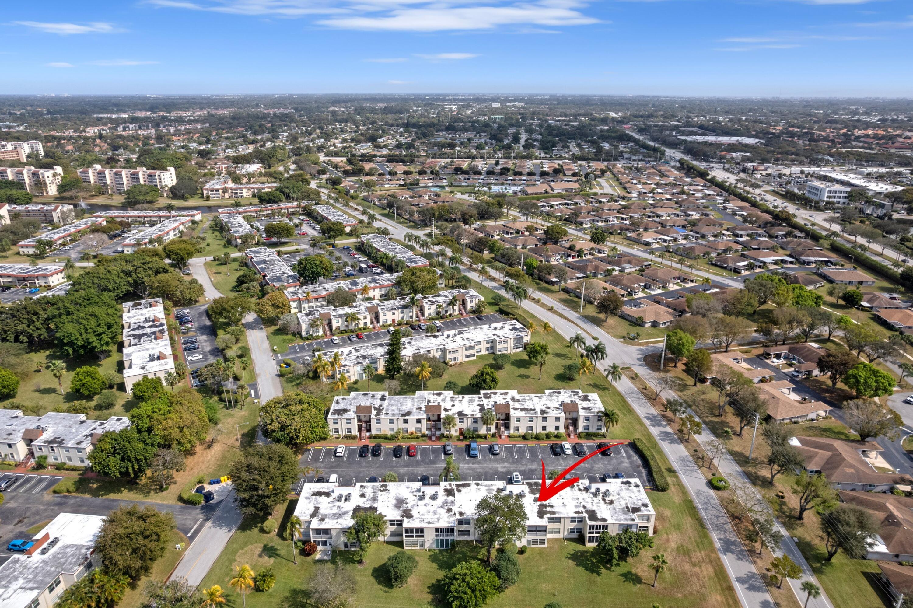 VILLAGES OF ORIOLE ABBEY CONDO - Residential