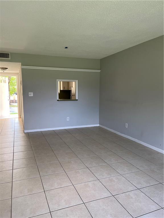 OAK HILLS - Residential