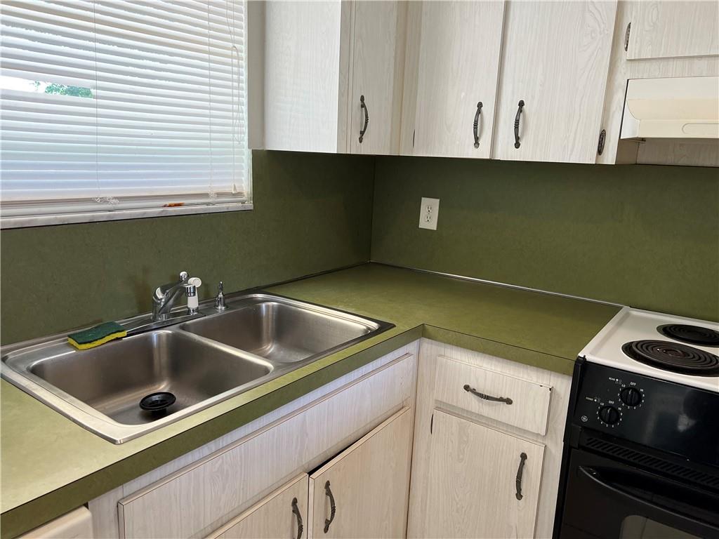 OAK HILLS - Residential